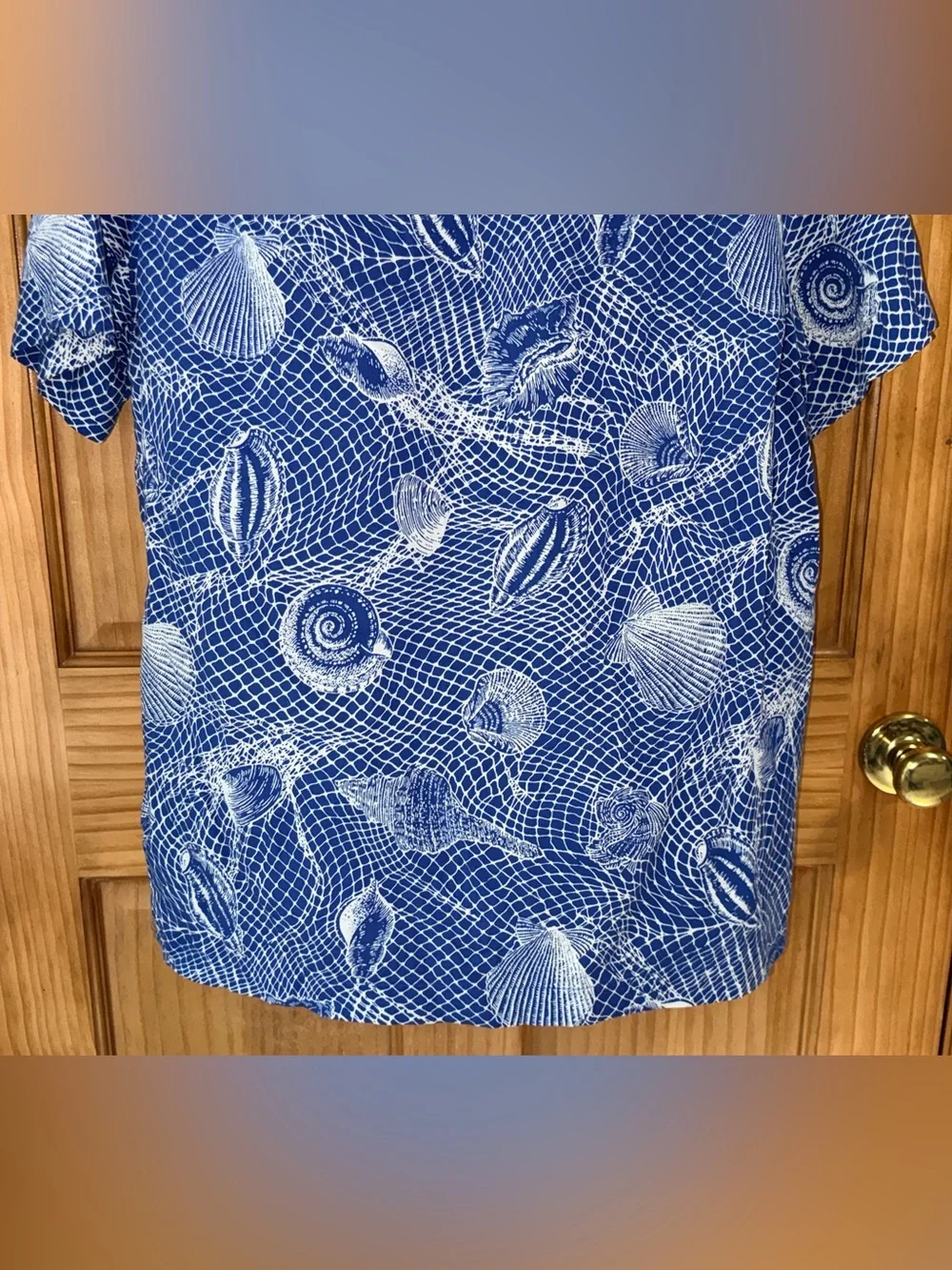 NWT J. Crew Blue and White Shell-Print Short Sleeve Button-Down Shirt-M